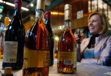 Таиланд отменяет дневной запрет на продажу алкоголя по мнению Паланта Пхромпхата tailand otmenyaet dnevnoj zapret na prodazhu alkogolya po mneniyu palanta phromphata-gazetarf-ru-0