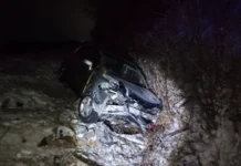 В Приморье пассажирка пострадала, когда авто съехало в кювет v primore passazhirka postradala kogda avto sehalo v kyuvet-gazetarf-ru-0