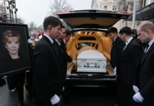 Вера Алентова покоится на Новодевичьем кладбище рядом с Владимиром Меньшовым vera alentova pokoitsya na novodevichem kladbishhe ryadom s vladimirom menshovym-gazetarf-ru-0