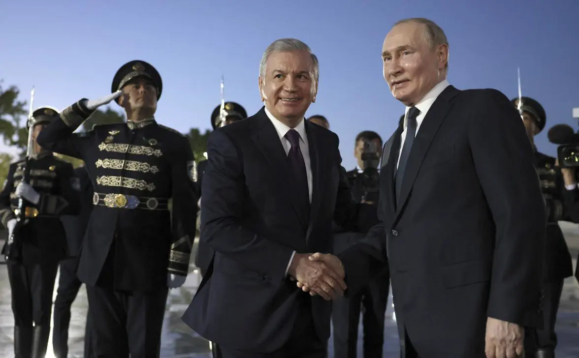 Шавкат Мирзиеев и Владимир Путин (Администрация президента России / Keystone Press Agency / Global Look Press)