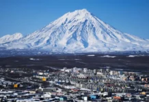 Евгений Беляев и команда: как на Камчатке преодолевают вызовы evgenij belyaev i komanda kak na kamchatke preodolevayut vyzovy-gazetarf-ru-0