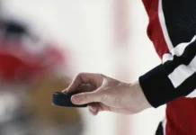 ФХР намерена оспорить решение IIHF об отстранении сборной России fhr namerena osporit reshenie ob otstranenii sbornoj rossii-gazetarf-ru-0