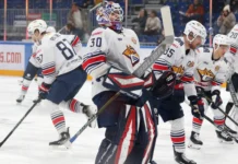 Металлург убедительно победил Адмирал в КХЛ. Блистали Исхаков и Толчинский metallurg ubeditelno pobedil admiral v khl blistali ishakov i tolchinskij-gazetarf-ru-0