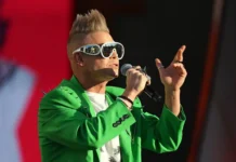 Митя Фомин верит, что Москва станет городом, где люди летают mitya fomin verit chto moskva stanet gorodom gde lyudi letayut-gazetarf-ru-0