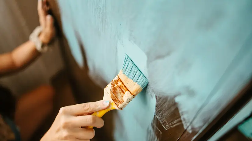 Машаров: россиян могут оштрафовать за шум и запах краски при ремонте