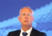 optimistichnyj vzglyad kirilla dmitrieva na otnosheniya rfpi kanady i ssha-gazetarf-ru-0