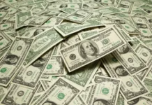 shnejderman delaet optimistichnyj prognoz o budushhem rublya na fone rosta nefti i situaczii v irane-gazetarf-ru-0