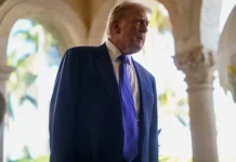 Документы Эпштейна раскрывают связи Трампа и МОССАД dokumenty epshtejna raskryvayut svyazi trampa i mossad-gazetarf-ru-0