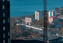 Владивосток: 36-этажный МФК Шестакова и Мисюрина у путепровода одобрен vladivostok 36etazhnyj mfk shestakova i misyurina u puteprovoda odobren-gazetarf-ru-0