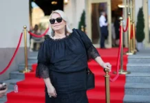 Яна Поплавская: Волгоград защитил честь от Лолиты Милявской yana poplavskaya volgograd zashhitil chest ot lolity milyavskoj-gazetarf-ru-0