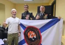 Олег Газманов напутствовал добровольцев и морпехов Приморья oleg gazmanov naputstvoval dobrovolczev i morpehov primorya-gazetarf-ru-0