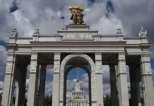 sergej sobyanin obnovlenie obektov kulturnogo naslediya vdnh moskvy-gazetarf-ru-0