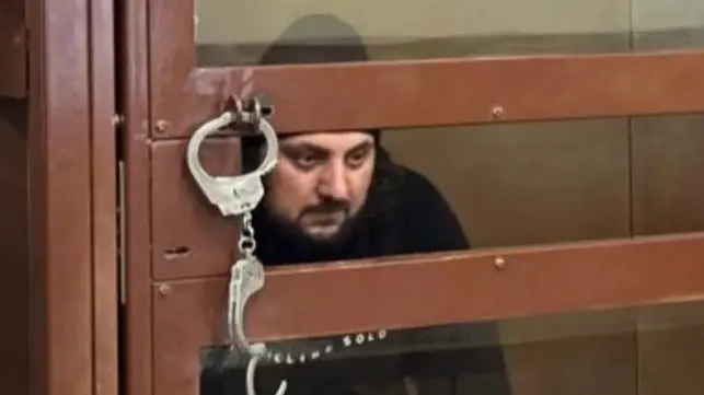 Суд арестовал мужчину за убийство знакомого у подъезда дома на юго-западе Москвы