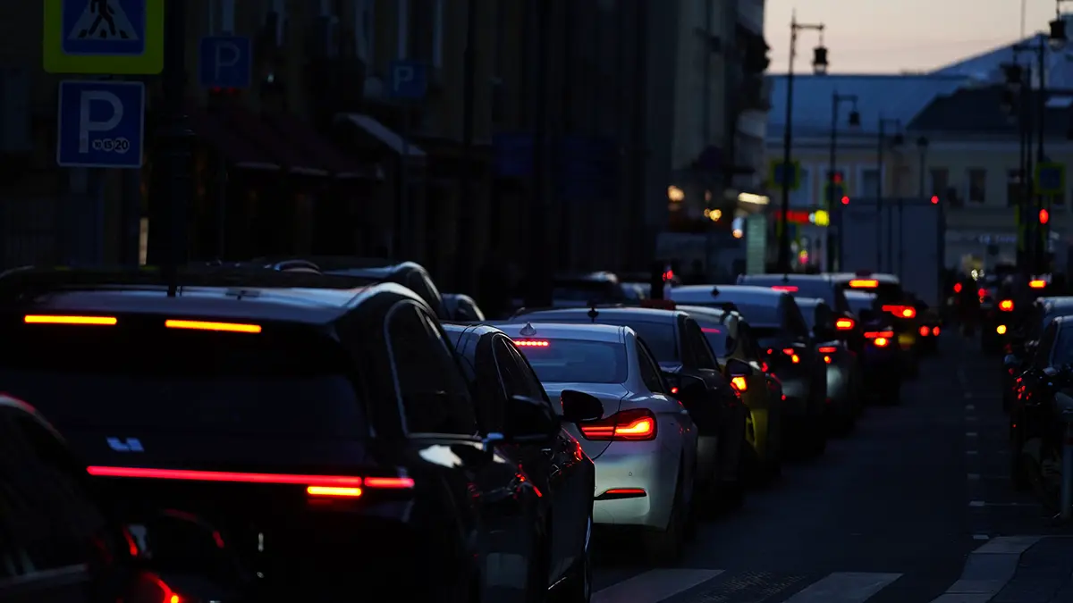 Пробки в семь баллов ожидаются в Москве вечером 30 апреля
