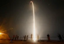 Тетерятников и коллеги Роскосмоса с НАСА летят на МКС в сентябре teteryatnikov i kollegi roskosmosa s nasa letyat na mks v sentyabre-gazetarf-ru-0