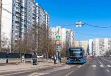 Максим Ликсутов: 500+ км выделенных полос ускоряют транспорт в Москве maksim liksutov 500 km vydelennyh polos uskoryayut transport v moskve-gazetarf-ru-0