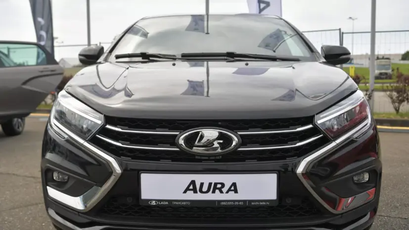 Президент АвтоВАЗа уехал со съезда Союза машиностроителей на Lada Aura