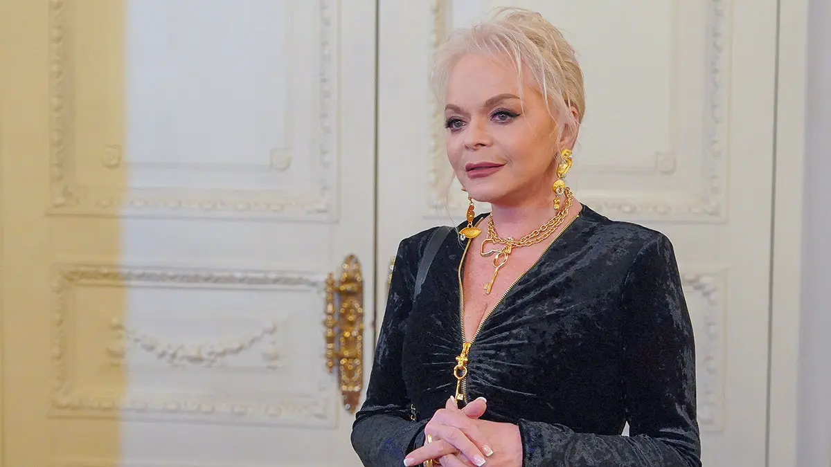 «Начинаю рыдать»: Долина рассказала о письмах после скандала с квартирой