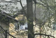 pozhar v kommunarke lokalizovan  zhizn vhodit v privychnoe ruslo-gazetarf-ru-0