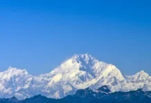 rustam nabiev iz omska pokoril everest siloj ruk-gazetarf-ru-0