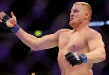 Сергей Павлович молниеносно победил Тейшейру на UFC за 39 секунд sergej pavlovich molnienosno pobedil tejshejru na za 39 sekund-gazetarf-ru-0