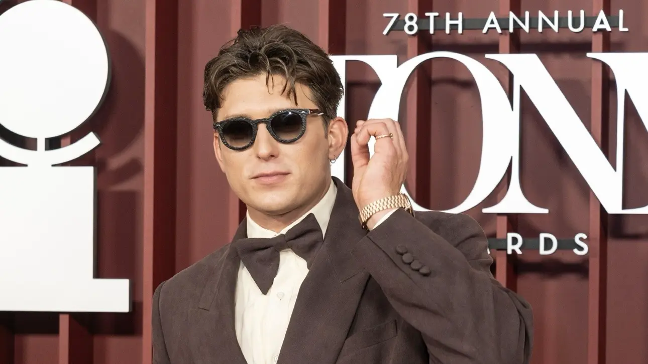Variety: На роль нового Джеймса Бонда утвердили 26-летнего актера Тома Фрэнсиса