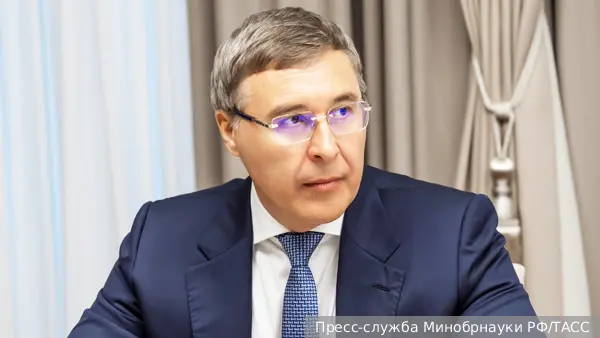 Фальков: ИИ приведет к отмене дипломных работ