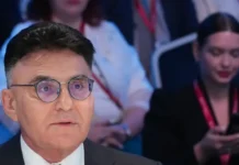 aleksandr zharov i mariya zaharova podvodyat itogi pmef2026 dlya kultury-gazetarf-ru-0