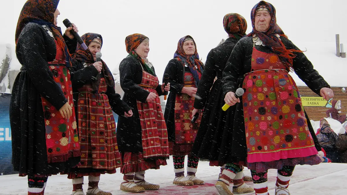 «Бурановские бабушки» выступили на ПМЭФ-2026 