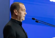 dmitrij medvedev zapad skryvaet svoi zamysly taya nenavist k rossii-gazetarf-ru-0