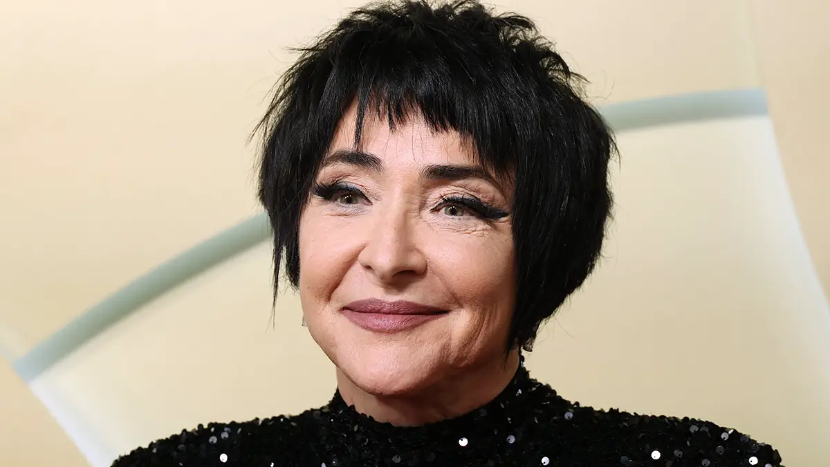 Лолита рассказала, что прописывает в райдере фразу про Пенсионный фонд