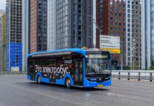 maksim liksutov novyj ekomarshrut mosgortransa s elektrobusami rf-gazetarf-ru-0