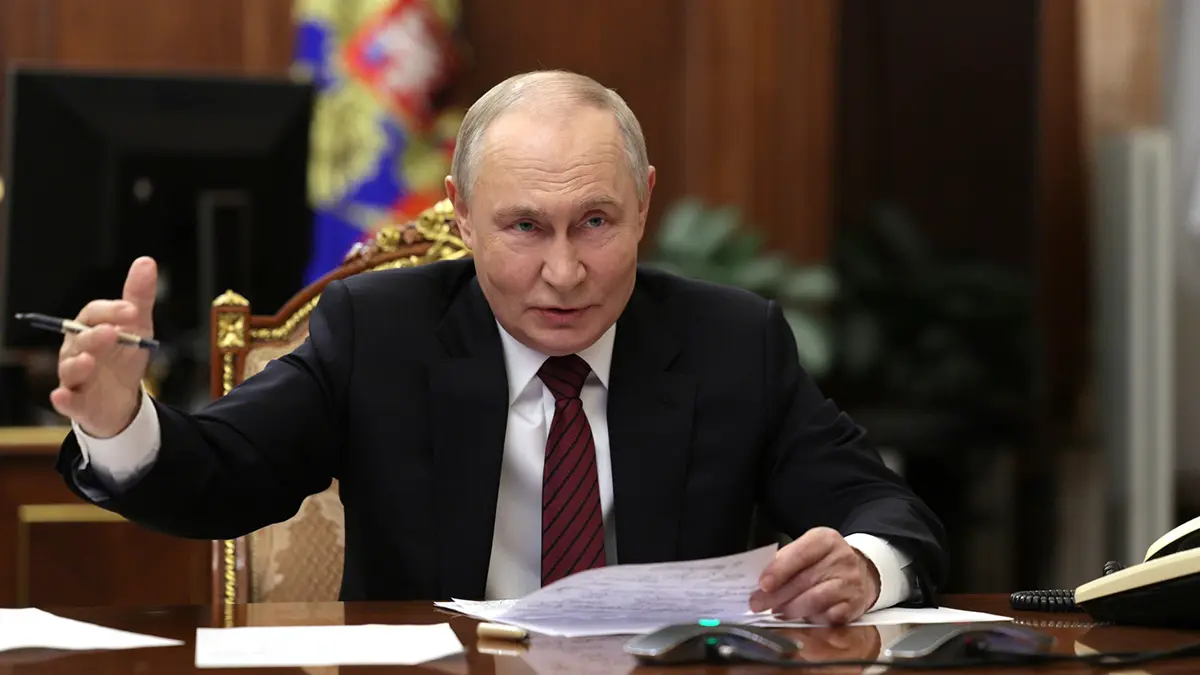 Путин заявил, что многодетные семьи совершают подвиг каждый божий день