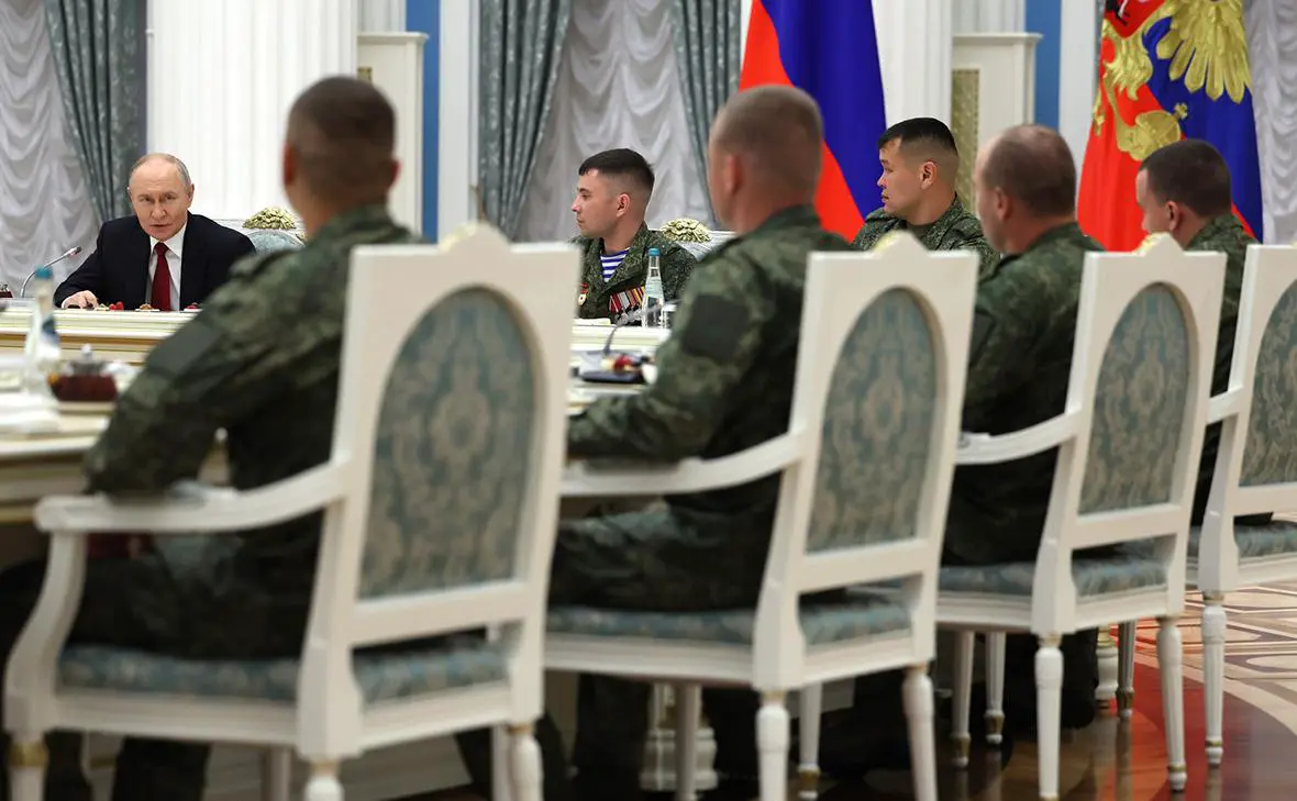 Владимир Путин (слева) (Администрация Президента России)