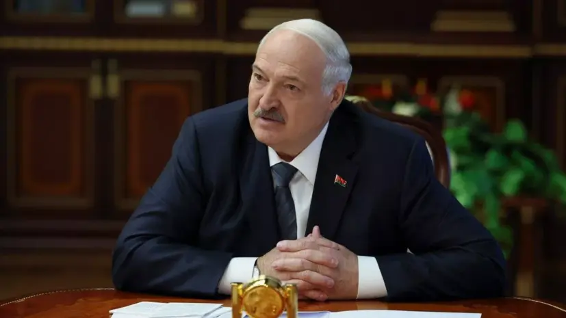 Лукашенко: белорусы никогда не позволят стрелять в спину россиянам