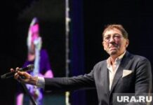 Лепс предлагает SHAMANу духовное очищение после развода Концерт Григория Лепса в МВЦ Екатеринбург-Экспо. Екатеринбург