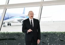 Президент Азербайджана наградил высшими государственными наградами героический экипаж AZAL 1fbb1bab-0dbb-4e6c-a88c-c39f2479ee0b-67c4a3cd