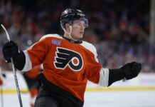 Вечер рекордов: Блестящие результаты российских хоккеистов в матчах НХЛ 2307976f-4a28-4e82-aebb-9123d69f566b-67a60445