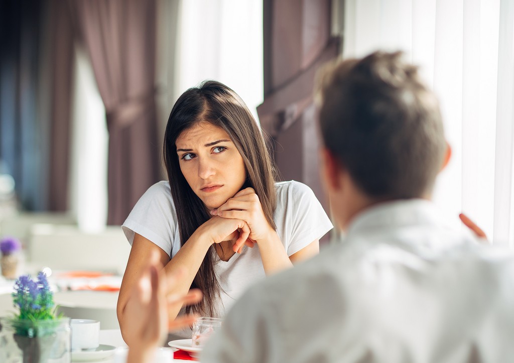 Россиянам рассказали, как уличить человека во лжи