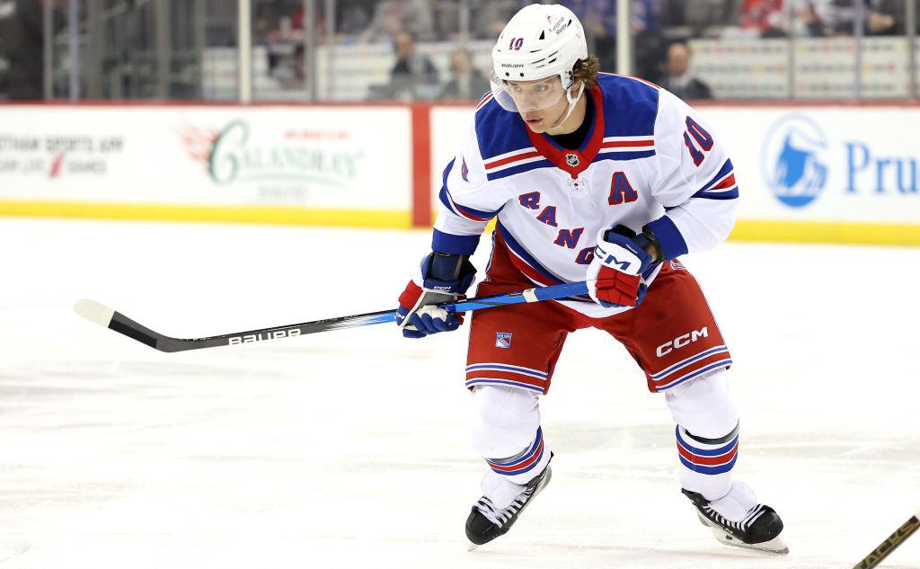 Артемий Панарин (Luke Hales / Getty Images)