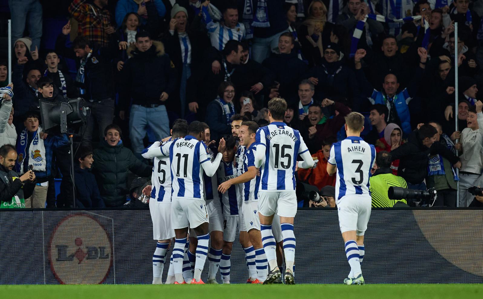 Футболисты  Реал Сосьедада  (Global Look Press)