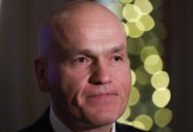 Инцидент с Магнусом Карлсеном на чемпионате мира вызвал широкий резонанс в шахматном сообществе f94db52f-84e9-48ff-82d2-383e815c876a-67c30f97