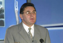 Легендарный хоккеист Недоманский высказался о спортивном соперничестве и культурных различиях 0071a9e2-8b66-4b1c-8d02-7251cf18af9e-67d4637f