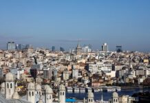 В Турции разыскивают молодую россиянку 096e4a56-f8ff-4bf6-8ff1-c4c2fee6b8bc-67d19e68