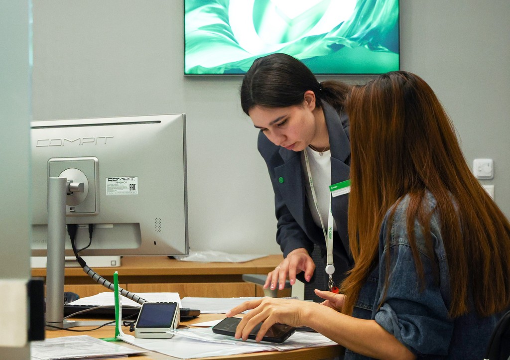 Банкам предрекли массовые увольнения сотрудников из-за одной разработки