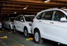 Российские автомобили станут основным транспортом для госслужащих 14a6ef6c-3fe3-4b0d-8304-b58fb8be26c1-67ed6a9a