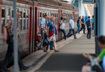 Приморье лидирует по популярности пригородных железнодорожных перевозок 2128c118-48a7-45c9-9d34-2982a6c9fbdc-67d547aa