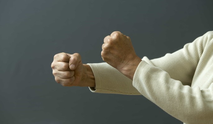 В Москве отчим два года домогался несовершеннолетнюю падчерицу