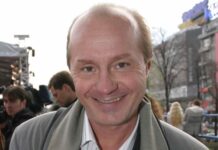 Таролог раскрыла мистические подробности ухода Андрея Панина 310927dc-1f06-4116-bce6-b3c8b8e5dd82-67e5f2f7