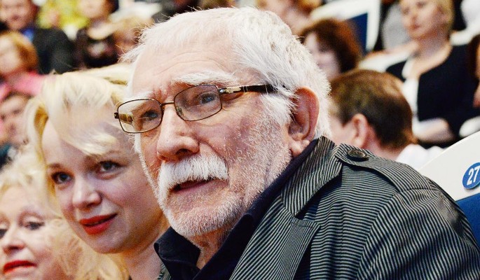 Режиссер облил грязью связь Джигарханяна и Цымбалюк-Романовской